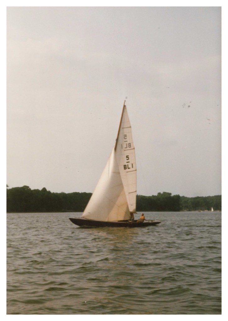 5m RI "Greif" velejando no Lago de Tegel, em Berlin. Foto: Thomas Hellner - enviada por Christian Hellner.