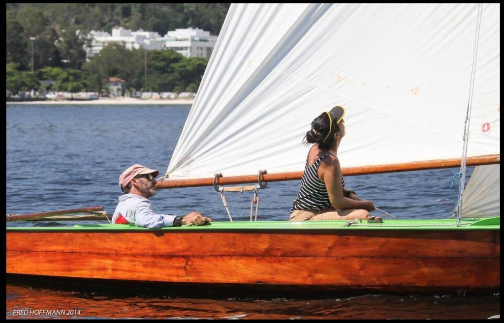 Veleiro Sharpie 12m2 Nautilus IV - Detalhe do Chifre de Rizo na retranca - Foto Gustavo Rato Pacheco